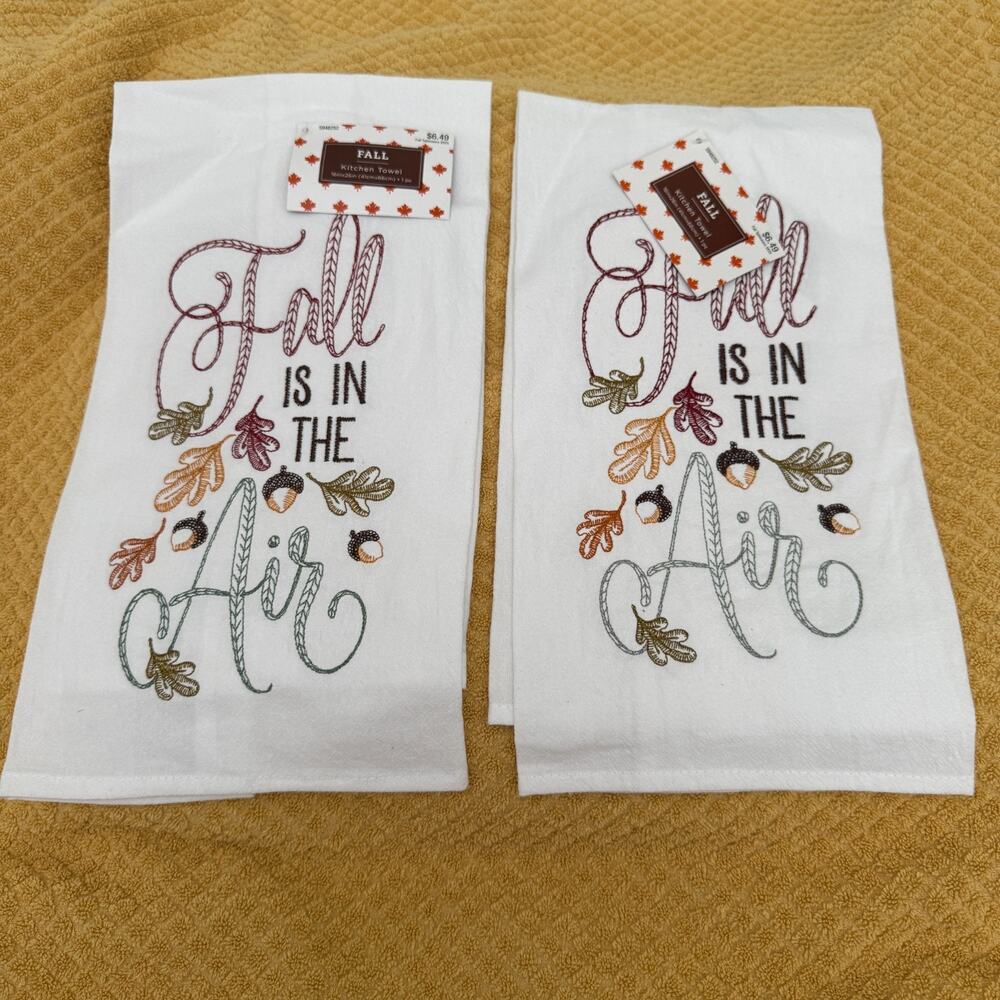 Hobby Lobby Fall is in the Air Kitchen Towel LOT of 2 - 16x26 inches NWT Autumn